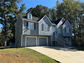 Building Photo - 405 White Pines Dr