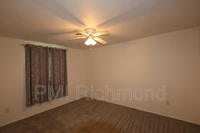 Building Photo - 15808 Tinsberry Pl
