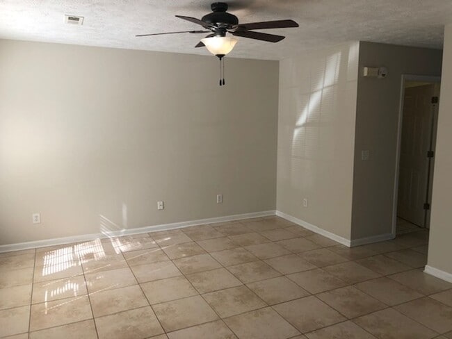 Building Photo - 3870 Spanner Way