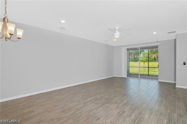 Building Photo - 14559 Edgewater Cir