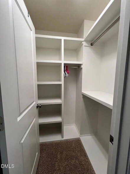 Building Photo - 267 Crestmont Ridge Dr