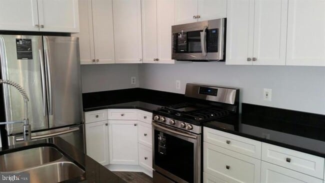 Building Photo - 4709 Caronia Way
