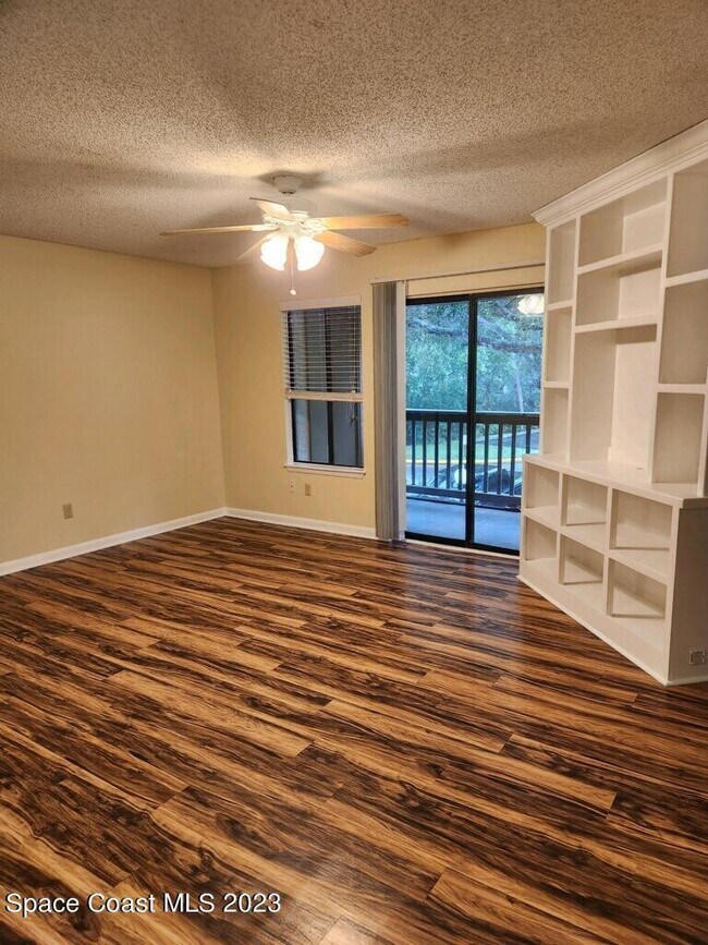 Building Photo - 3505 Sable Palm Ln