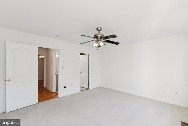 Building Photo - 13965 Sawteeth Way