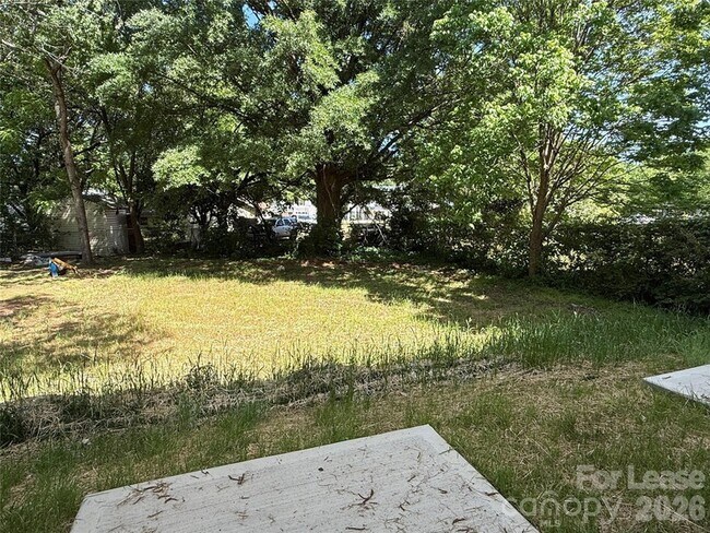 Building Photo - 1211 Tower Dr