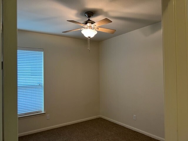 Building Photo - 2134 Thorn Berry Creek Ln