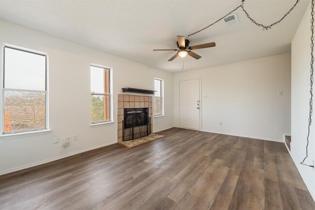 Building Photo - 6910 Rifle Bend