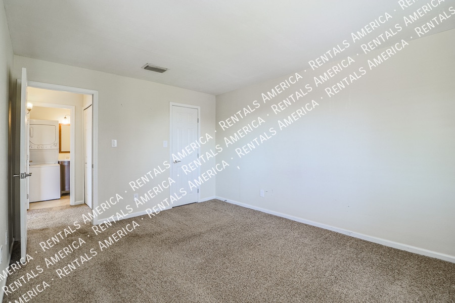 Building Photo - 4354 N 82nd St