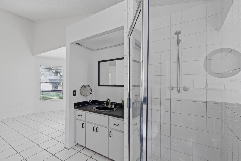 Building Photo - 5116 Plantation Dr