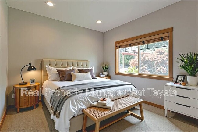 Building Photo - 5486 Salish Rd