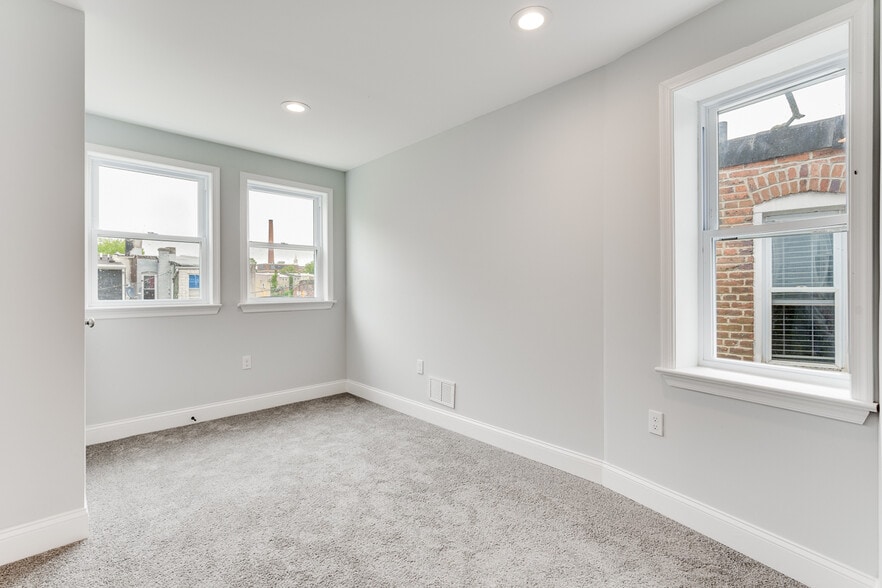 Unbelievable Lighting! Plush Carpet! - 1605 McKean Ave