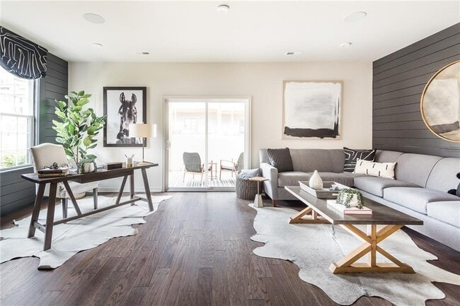 Building Photo - 1133 Broad Hl Trce