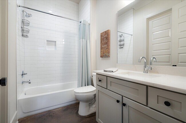 Building Photo - 2020 Elzey Ave