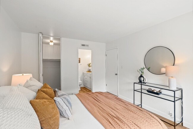 Building Photo - 203 Corte San Pablo