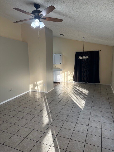 Building Photo - 1408 Mohrlake Dr