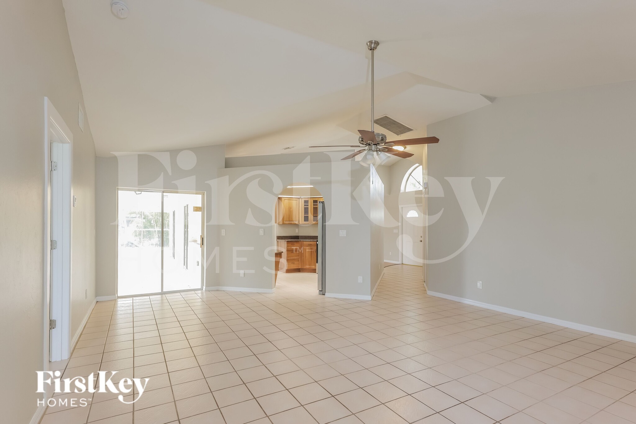 Building Photo - 2301 SE 8th Pl