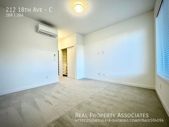 Building Photo - 212 18th Ave