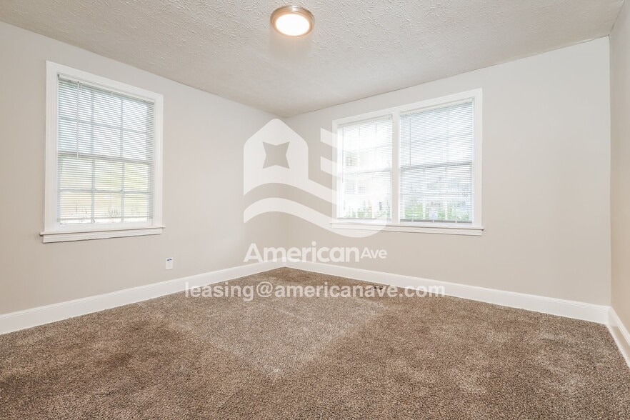 Building Photo - 4282 Adams St