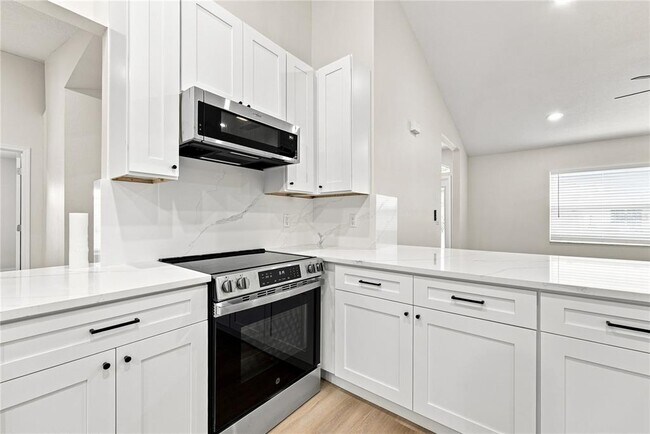 Building Photo - 2405 Appaloosa Cir