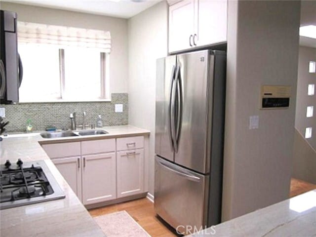 Building Photo - 4008 Ocean Dr