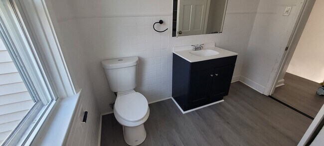 Building Photo - Newly Renovated 3BR Home – Lancaster – Move-In Ready