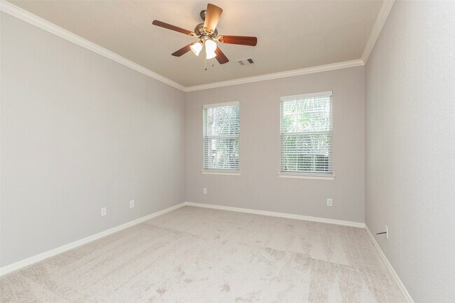 Building Photo - 10126 Holly Chase Dr