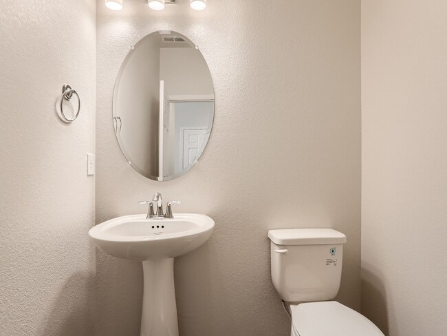 Building Photo - Newer 3BR Denver Townhome | 2-Car Garage | Modern Finishes