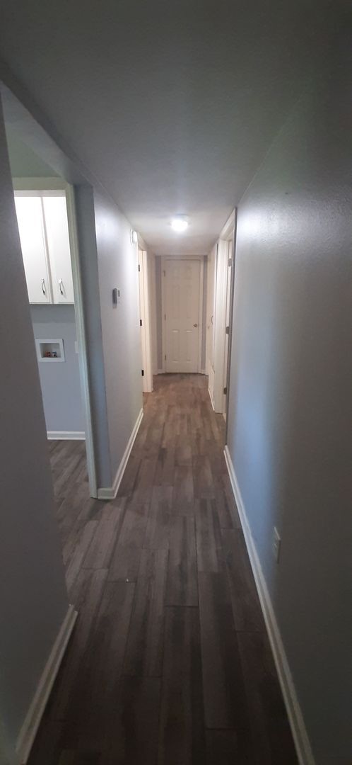 Building Photo - 1803 Greenwood Cove