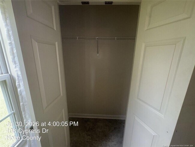 Building Photo - 108 Cypress Dr