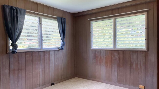 Building Photo - 159 Puiwa Rd