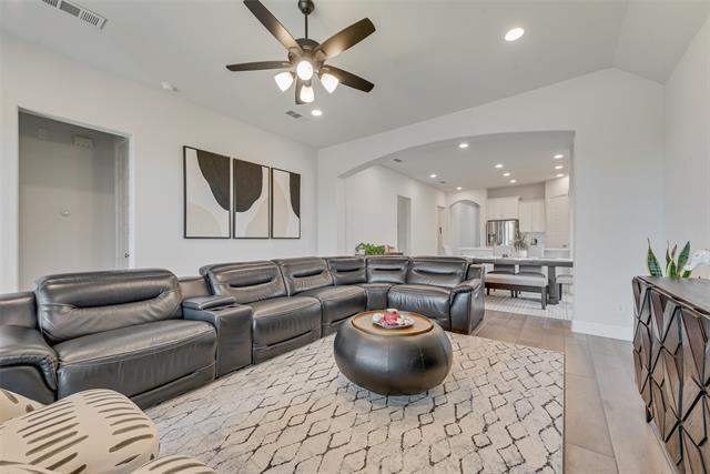 Building Photo - 8108 San Bernard Trl