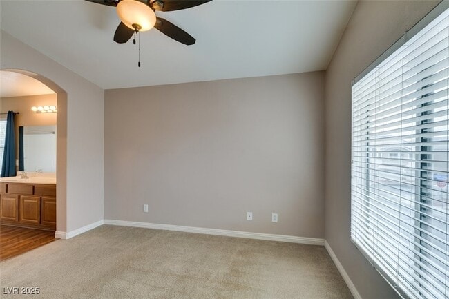 Building Photo - 3508 Hazelnut Pine Pl