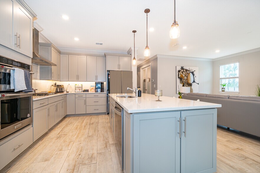 Building Photo - 10364 Shive Island Ct