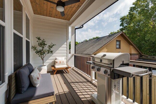 Building Photo - Cahal Ave Unit B