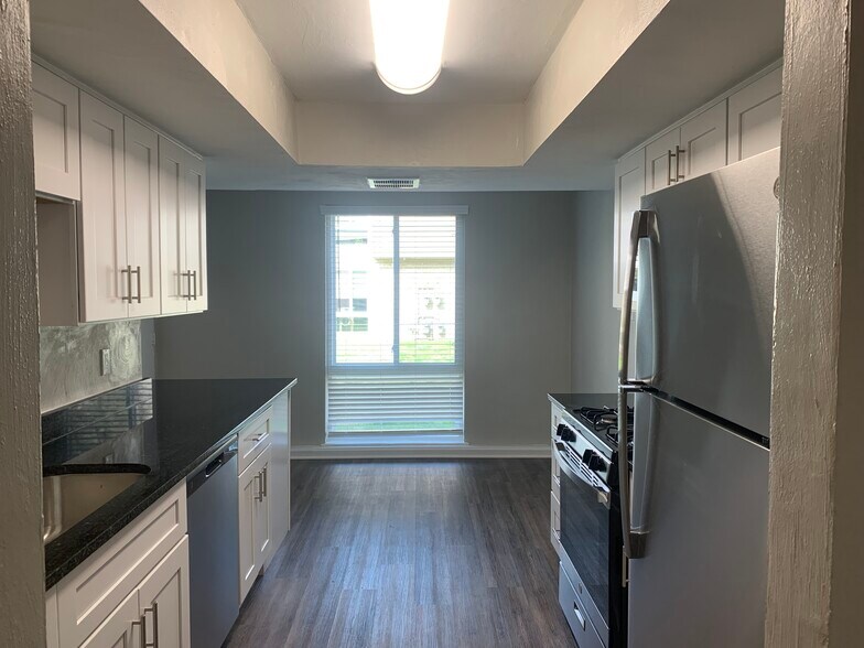 Bayville Apartments 1512 Kindly Ln Virginia Beach VA 23455