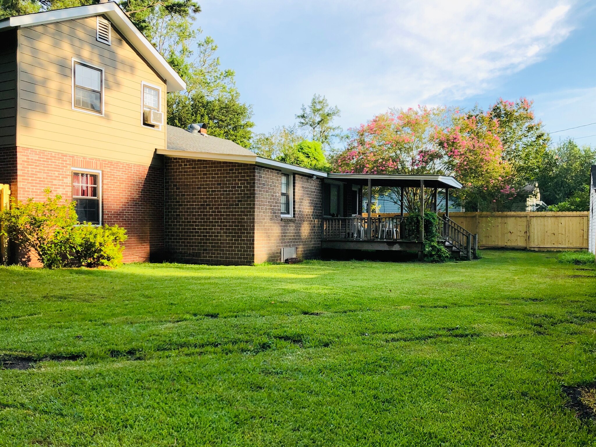 Building Photo - 118 Sebrell Ave