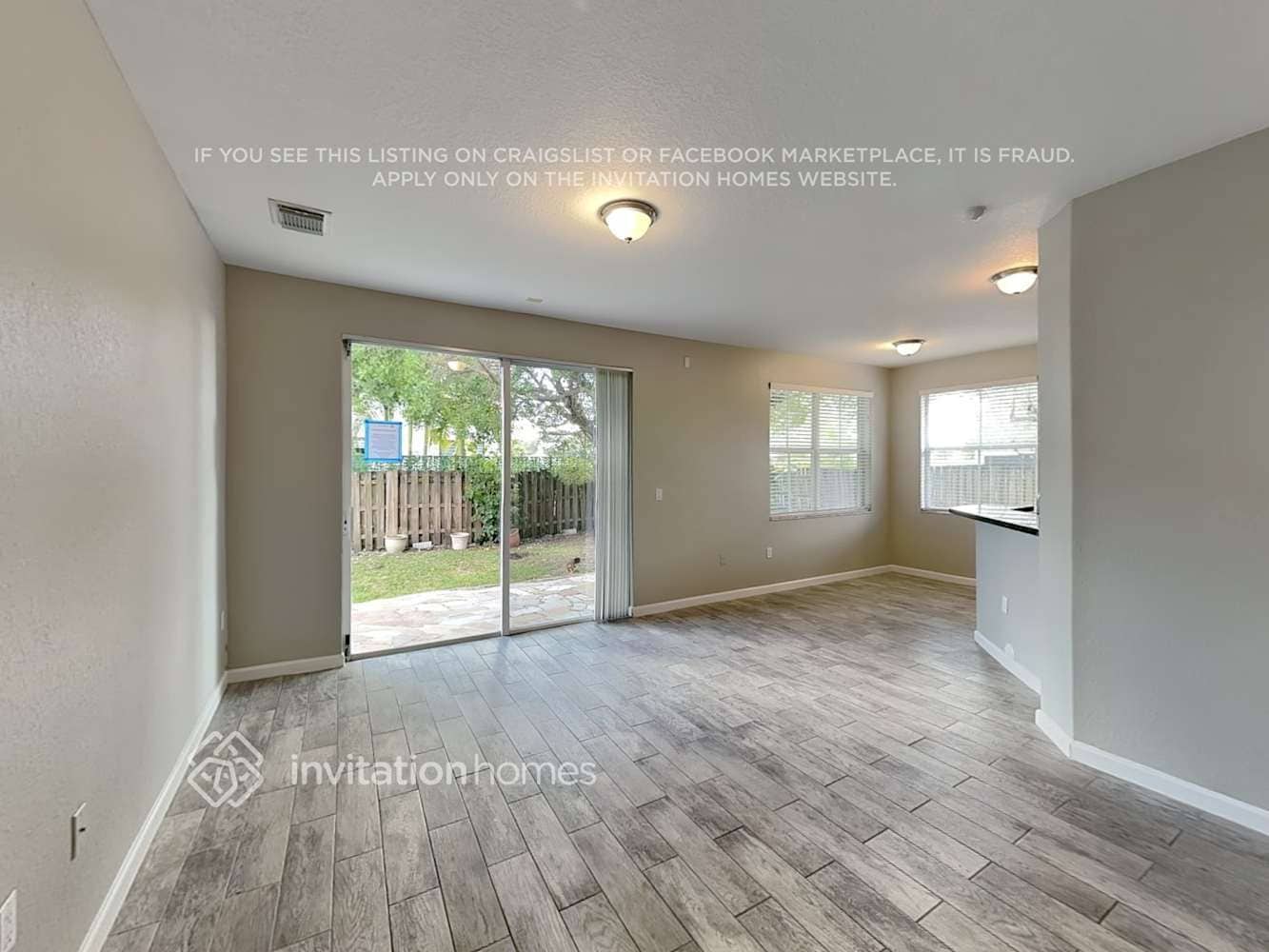 Building Photo - 15380 SW 10th St