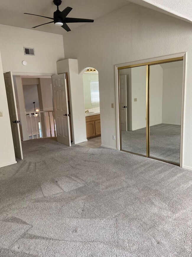 Building Photo - American River Canyon Folsom - 3 Bdrm, 3 Bath in gated community