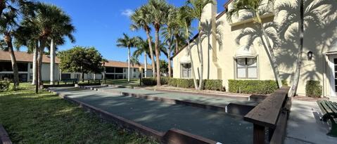 Building Photo - 3101 Lucerne Park Dr