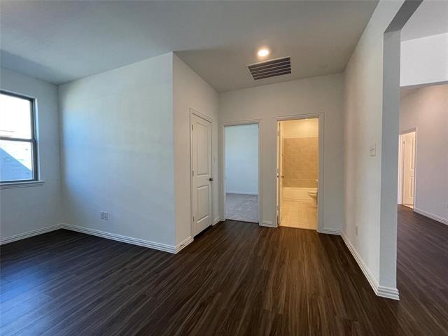Building Photo - 2224 Switchgrass St