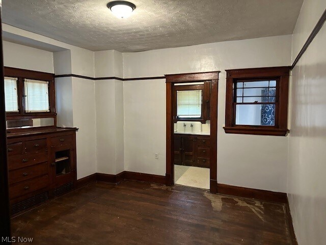 Building Photo - 127 Oxford St