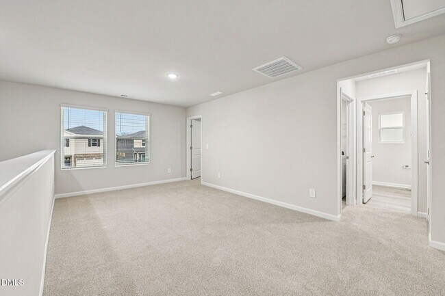 Building Photo - 928 Grand Mesa Dr