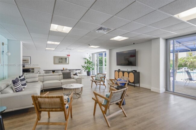 Building Photo - 880 NE 69th St