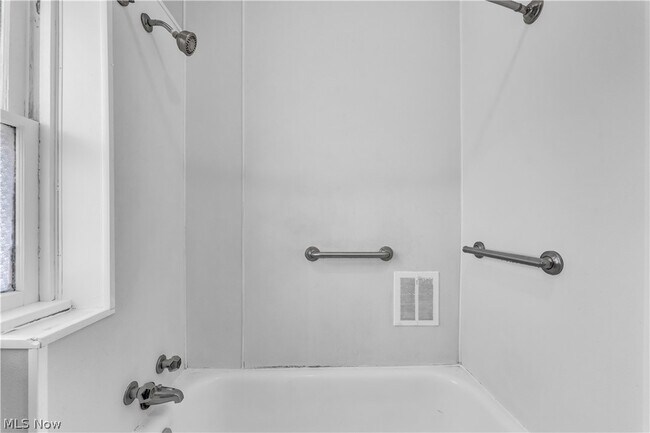 Building Photo - 4453 W 48th St
