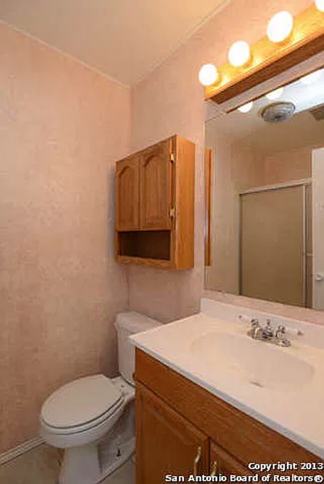 Building Photo - 3 BR/2BA | Newly Renovated Single Family Home | 1-Car Covered Parking | Gated backyard