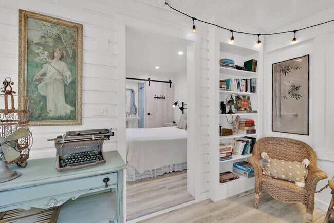 Building Photo - 46 Marlborough Rd