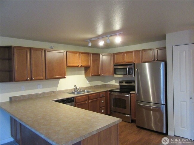 Building Photo - 1Bd/1Ba Issaquah Condo