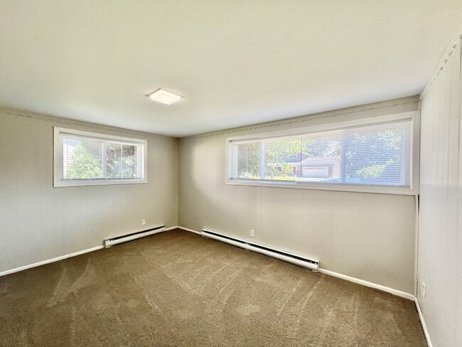 Building Photo - 2904 Northbrook Dr