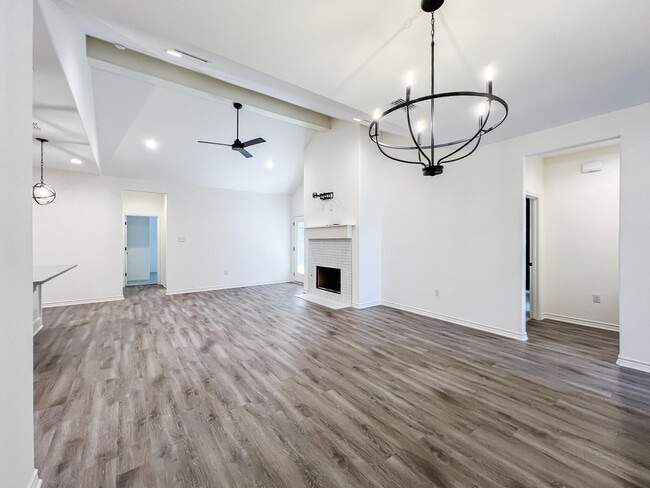 Building Photo - 5917 Harvard St