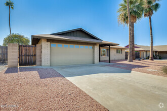 Building Photo - 5513 W Tierra Buena Ln